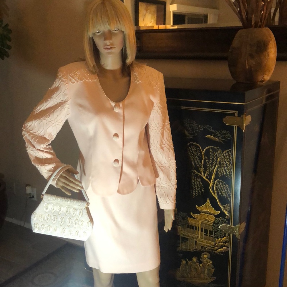 Ladies Lillie Rubin suit.